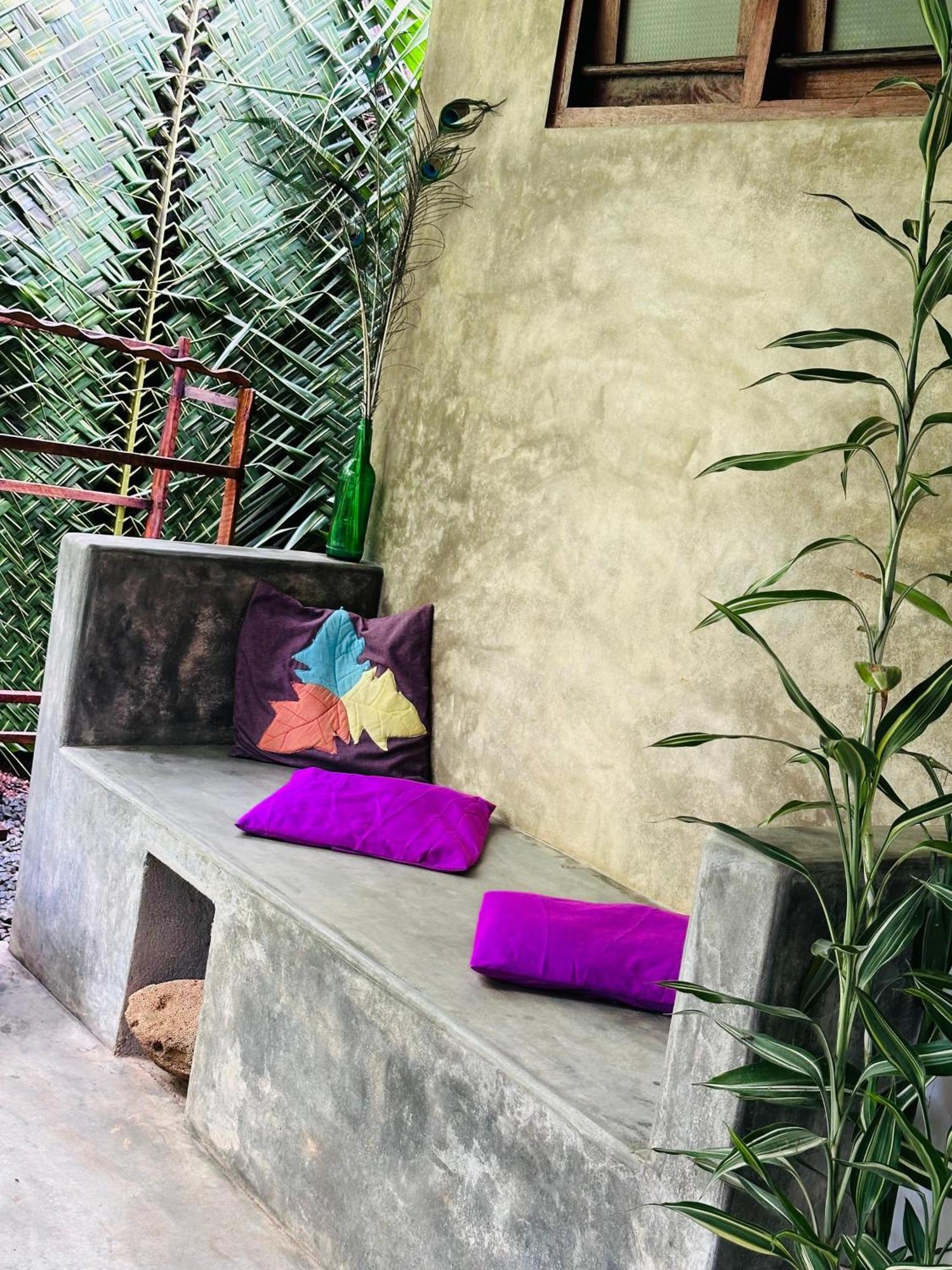 Venora Hiriketiya Bed & Breakfast Dickwella Exterior photo